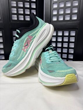 💚 HOKA Bondi 9 Running Shoes Mens 10B Mint Green White Cushioned 💚